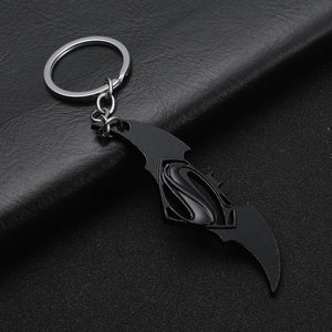 2019 Marvel The Avengers Keychain Thor's Hammer Thanos Gauntlet Captain America Shield Hulk Batman Mask Key Ring Wholesale