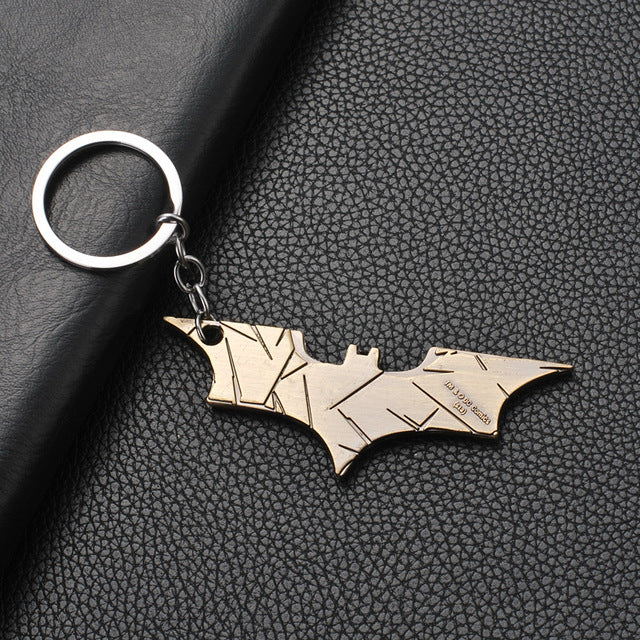 2019 Marvel The Avengers Keychain Thor's Hammer Thanos Gauntlet Captain America Shield Hulk Batman Mask Key Ring Wholesale